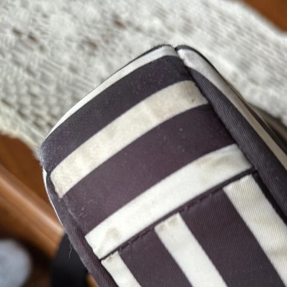 Kate Spade Black and White Laptop Bag - Picture 7 of 9